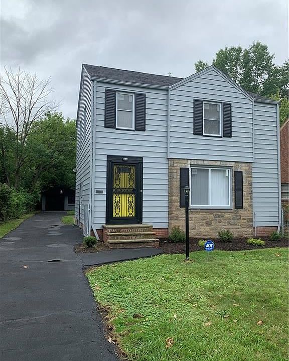1st image of 16612 Biltmore Ave