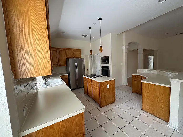 7016 Randall Way — Photo 11