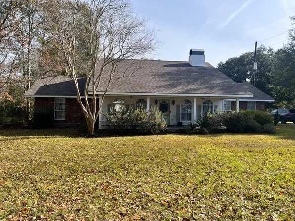 25868 Walker South Rd, Denham Springs, LA 70726