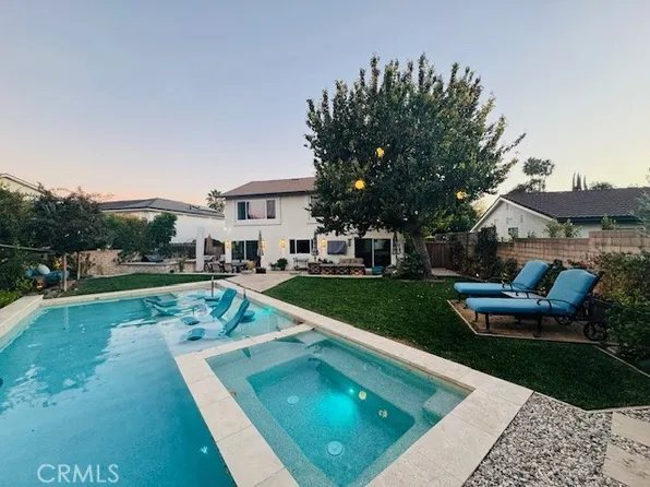 22845 Styles St, Woodland Hills, CA 91367
