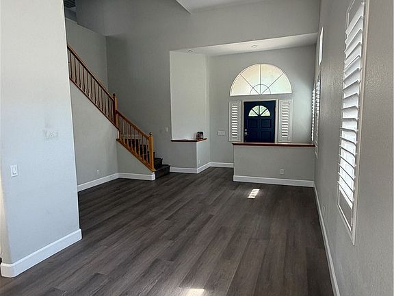 3rd image of 14870 Rodeo Way