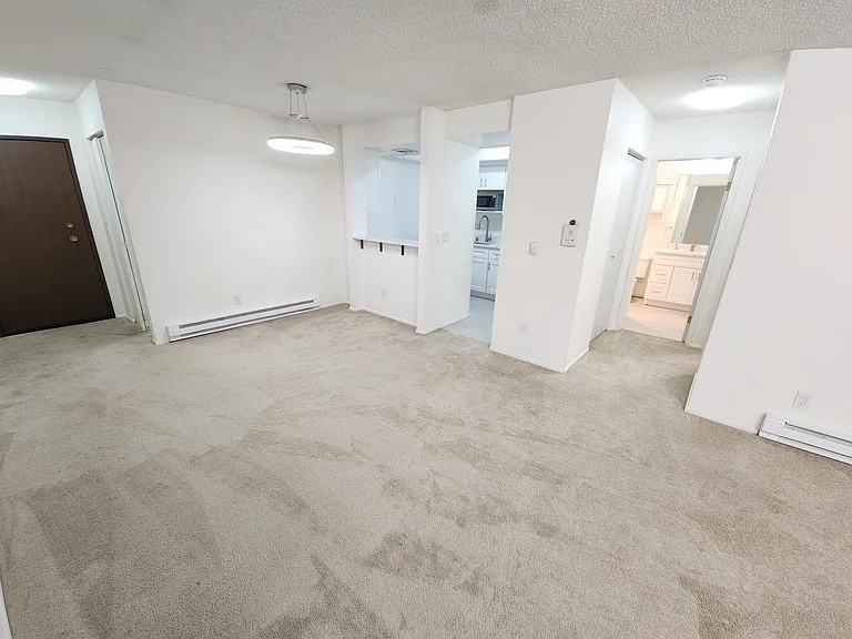14665 NE 34th St #B-19 — Photo 4