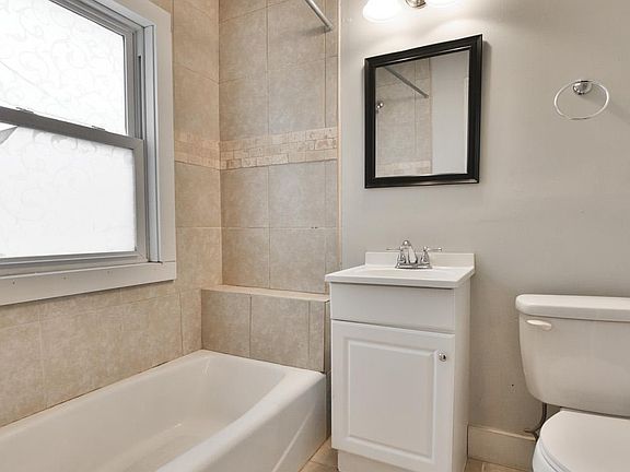 4th image of 3551 Davenport St