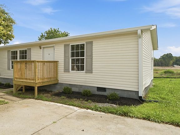 4th image of 125 Oceanfront Cir N