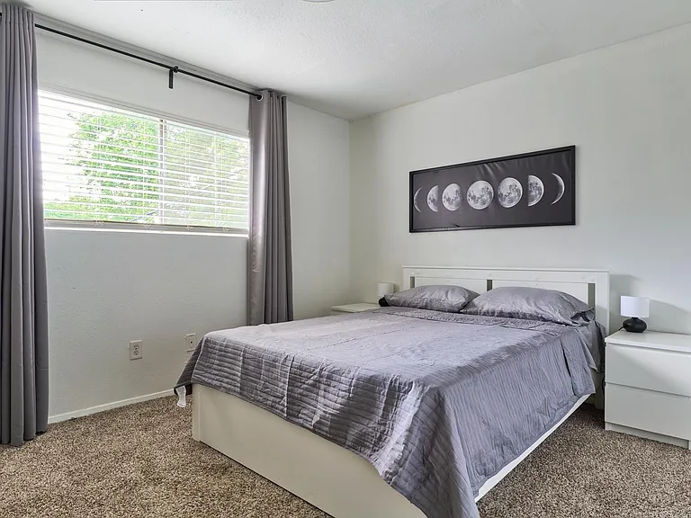 Peppertree Apartments — Photo 19