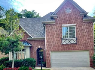 1563 Creekstone Cir, Birmingham, AL 35243