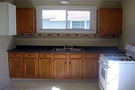 3rd image of 4417 17th Ave