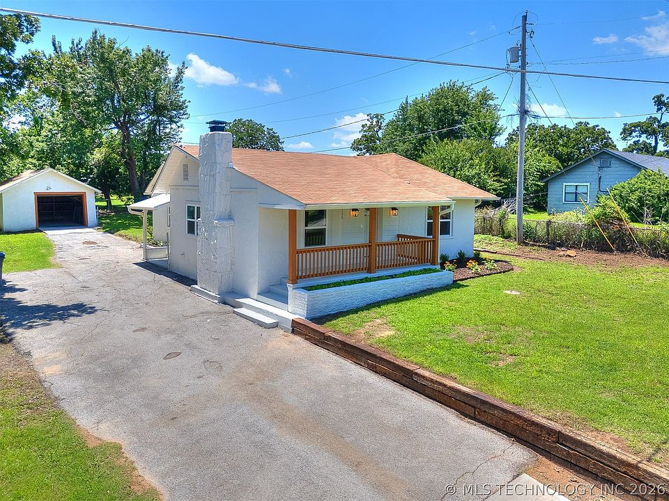 1st image of 3130 W 58th St