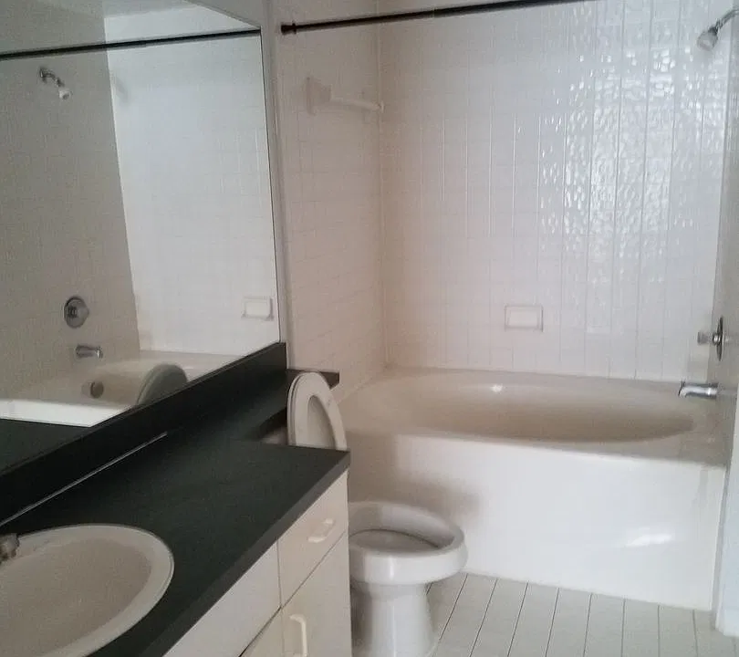 5578 Metrowest Blvd #1