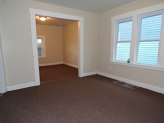 5th image of 1165 Ashland Ave