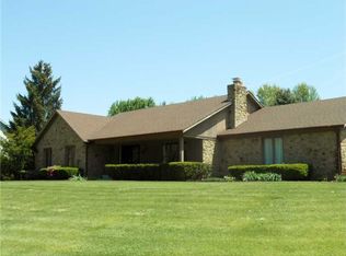 1100 Ridgeway Dr, Crawfordsville, IN 47933