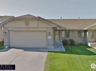 8065 Arrow Ridge Rd, Lincoln, NE 68506