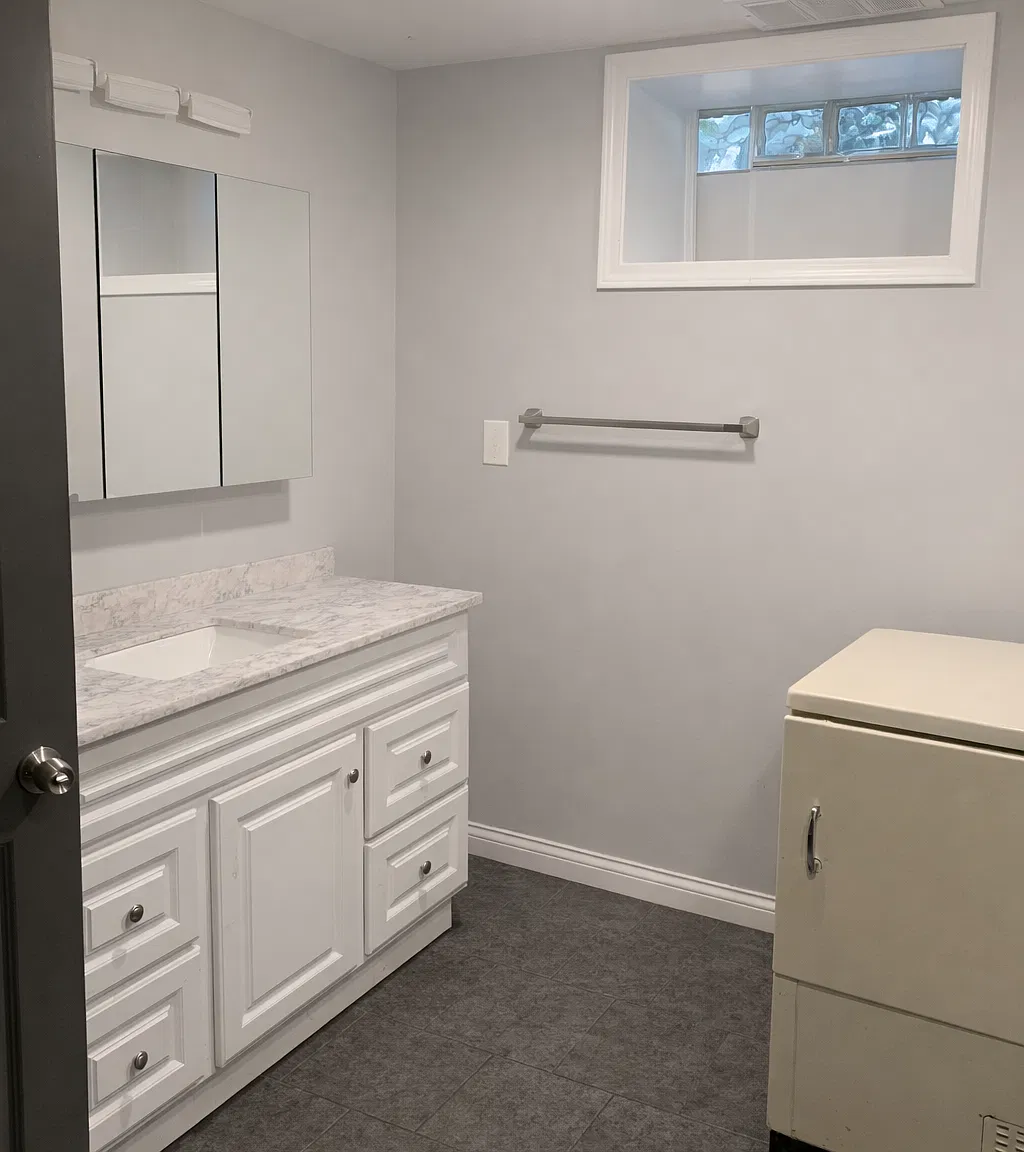 8 bed, $3,600 — Photo 4