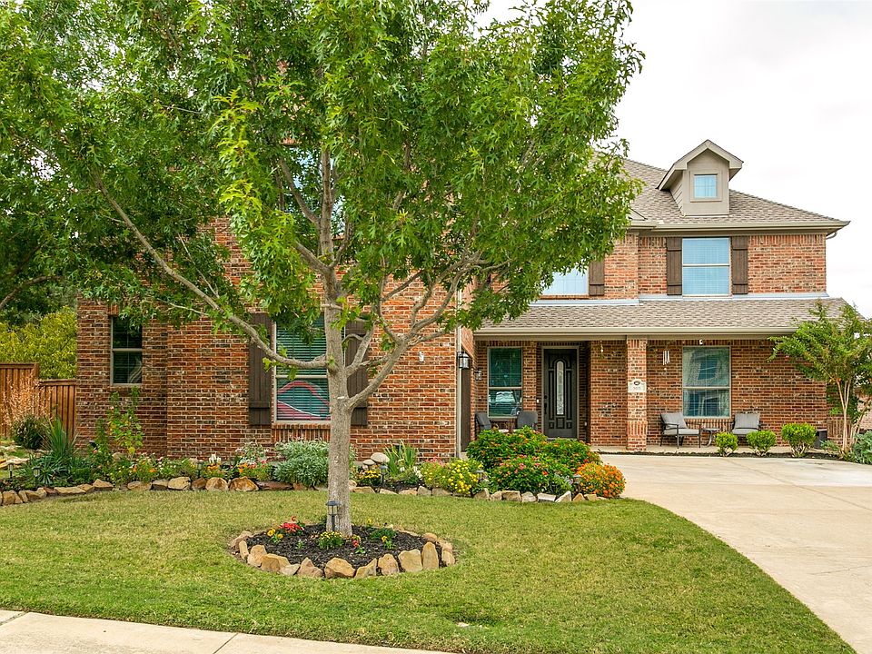 1st image of 505 Royal Glade Dr