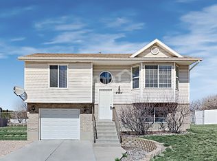 2384 W 2200 S, Syracuse, UT 84075