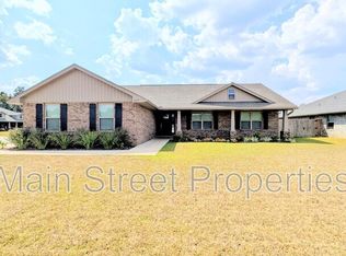 5669 Old Stone Blvd, Milton, FL 32570