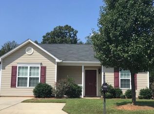 933 Bitting Hall Cir, Rural Hall, NC 27045