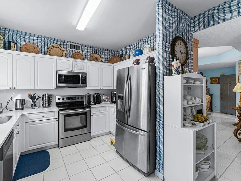 11706 Briarwood Cir #1 — Photo 16