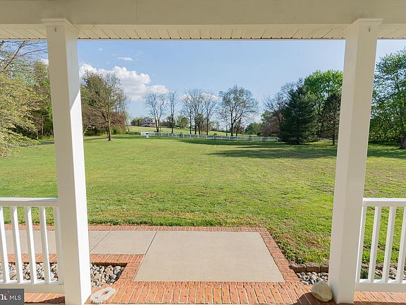 4th image of 217 Whitmer Rd