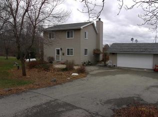 W6768 Puckaway Rd, Markesan, WI 53946