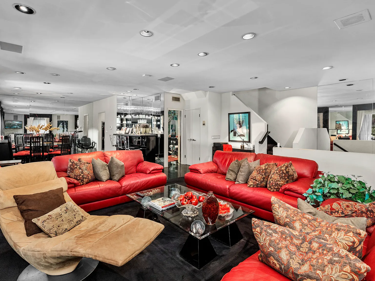 W Knoll Dr, West Hollywood — Photo 4