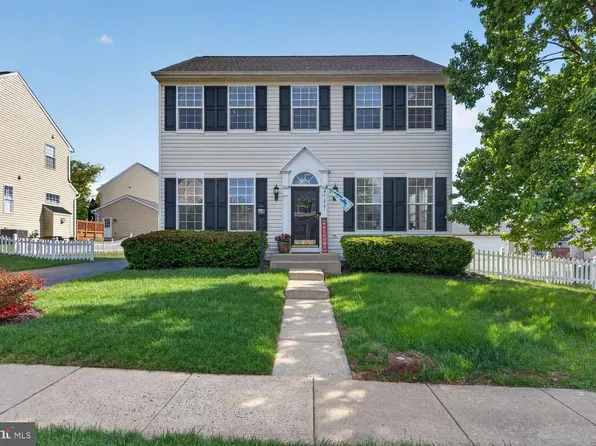 13791 Tartan Hills Pkwy, Bristow, VA 20136