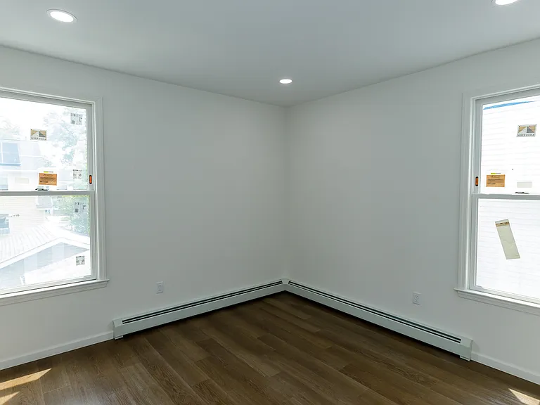 182 Ellery Ave #2 — Photo 32