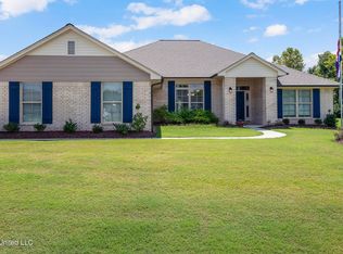 5971 Grove Ln, Horn Lake, MS 38637