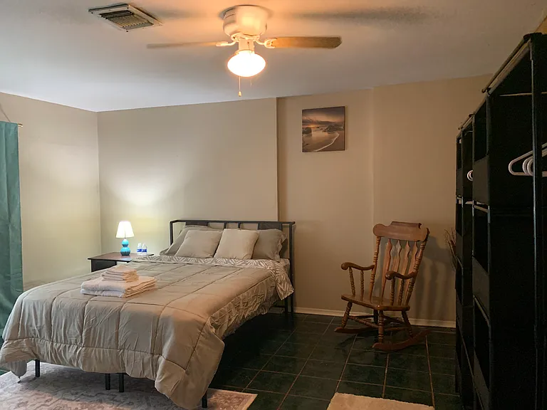 7619 Sterlingshire St — Photo 3