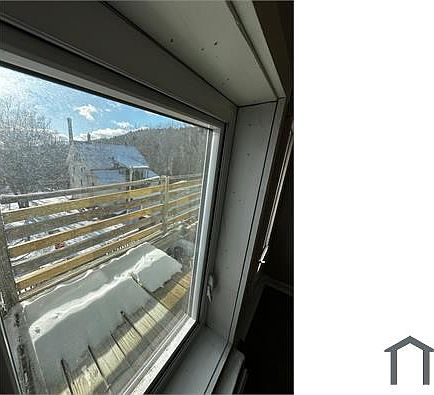 3rd image of 17 Bridge St #17C