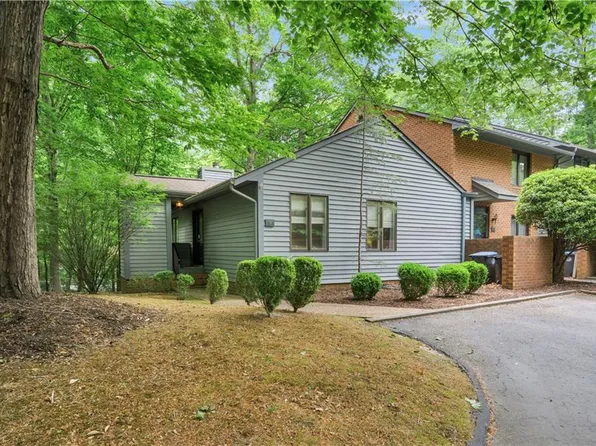 2133 S Henry St Unit 9, Williamsburg, VA 23185