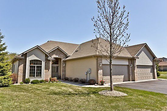 Gorgeous Townhome 