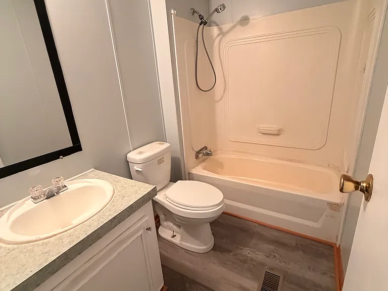 3250 Maysville Pike #13 — Photo 9