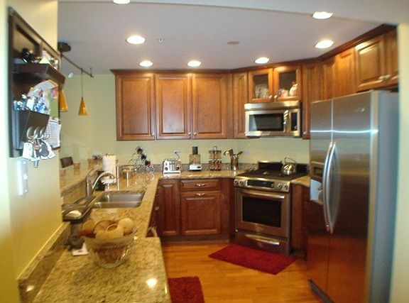 3rd image of 1228 Emerson St Unit 408