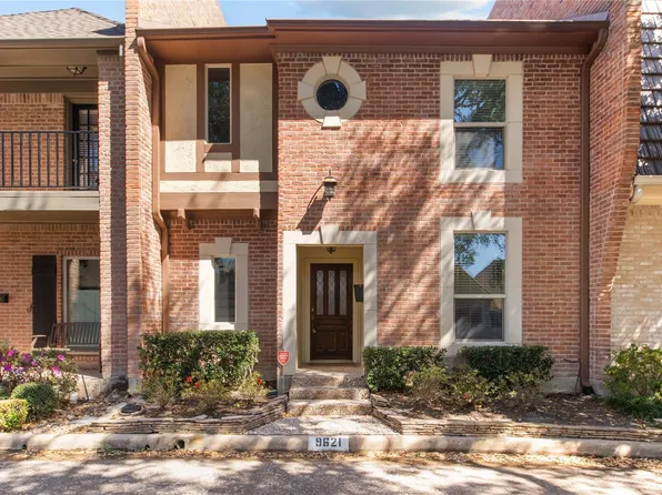 9621 Longmont Dr, Houston, TX 77063