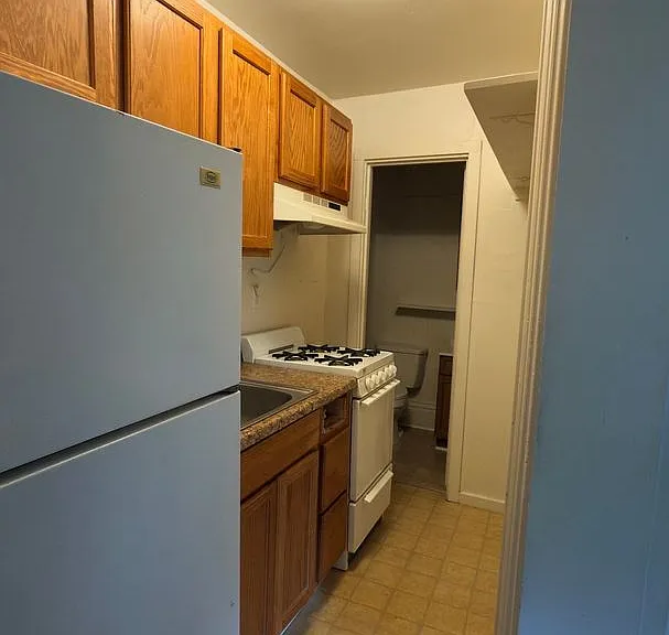 213 Perrin Ave #2 — Photo 4