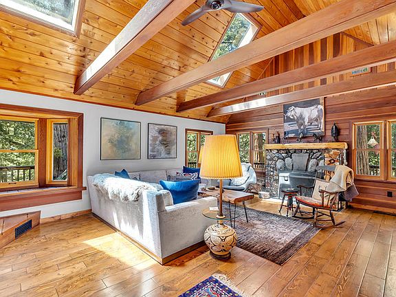 2nd image of 54660 Mactecklewood Ln