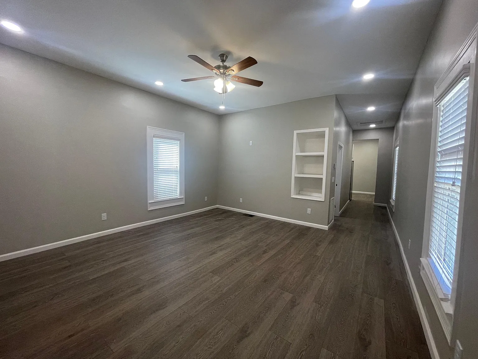 107 Lake St — Photo 3
