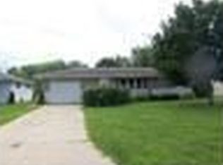 1620 12th St E, Glencoe, MN 55336