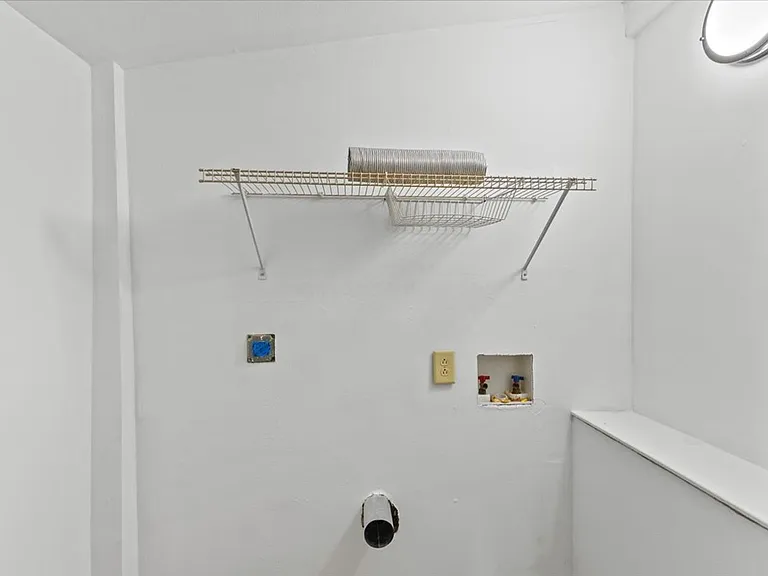 102 Bacon Rd — Photo 16