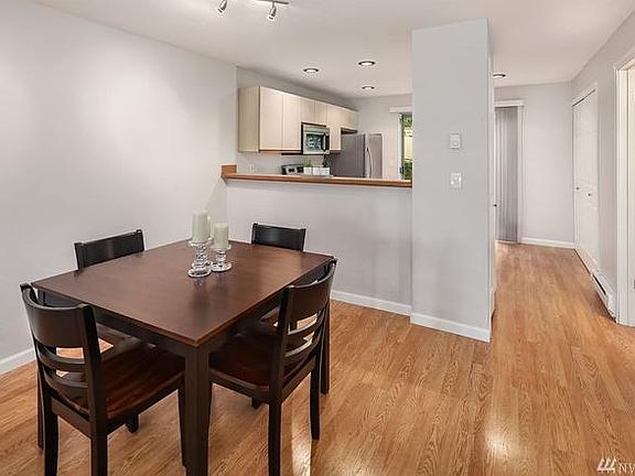 4th image of 4160 178th Ln SE APT 4