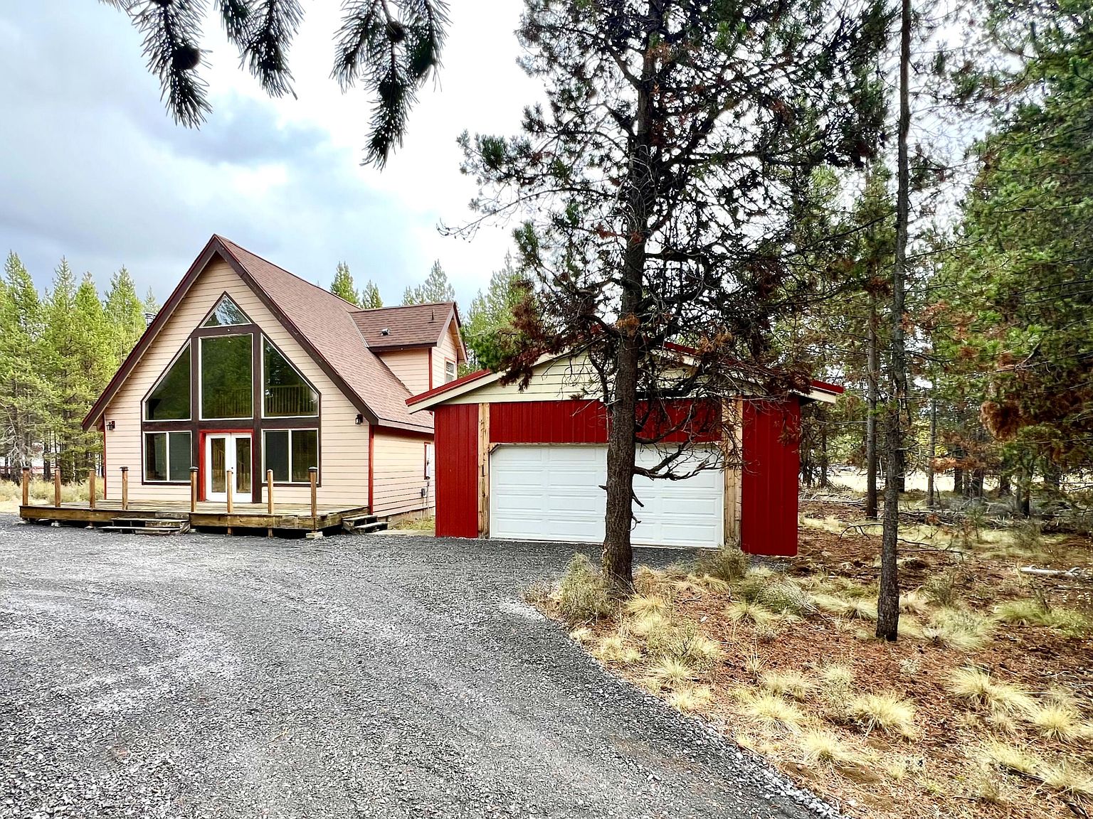 54896 Huntington Rd, Sunriver, OR 97707 | Zillow