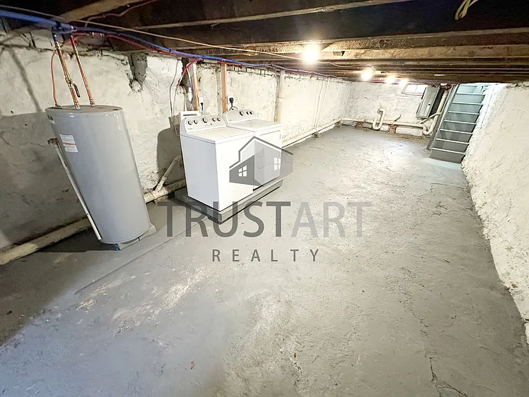 2153 W Grange Ave — Photo 11