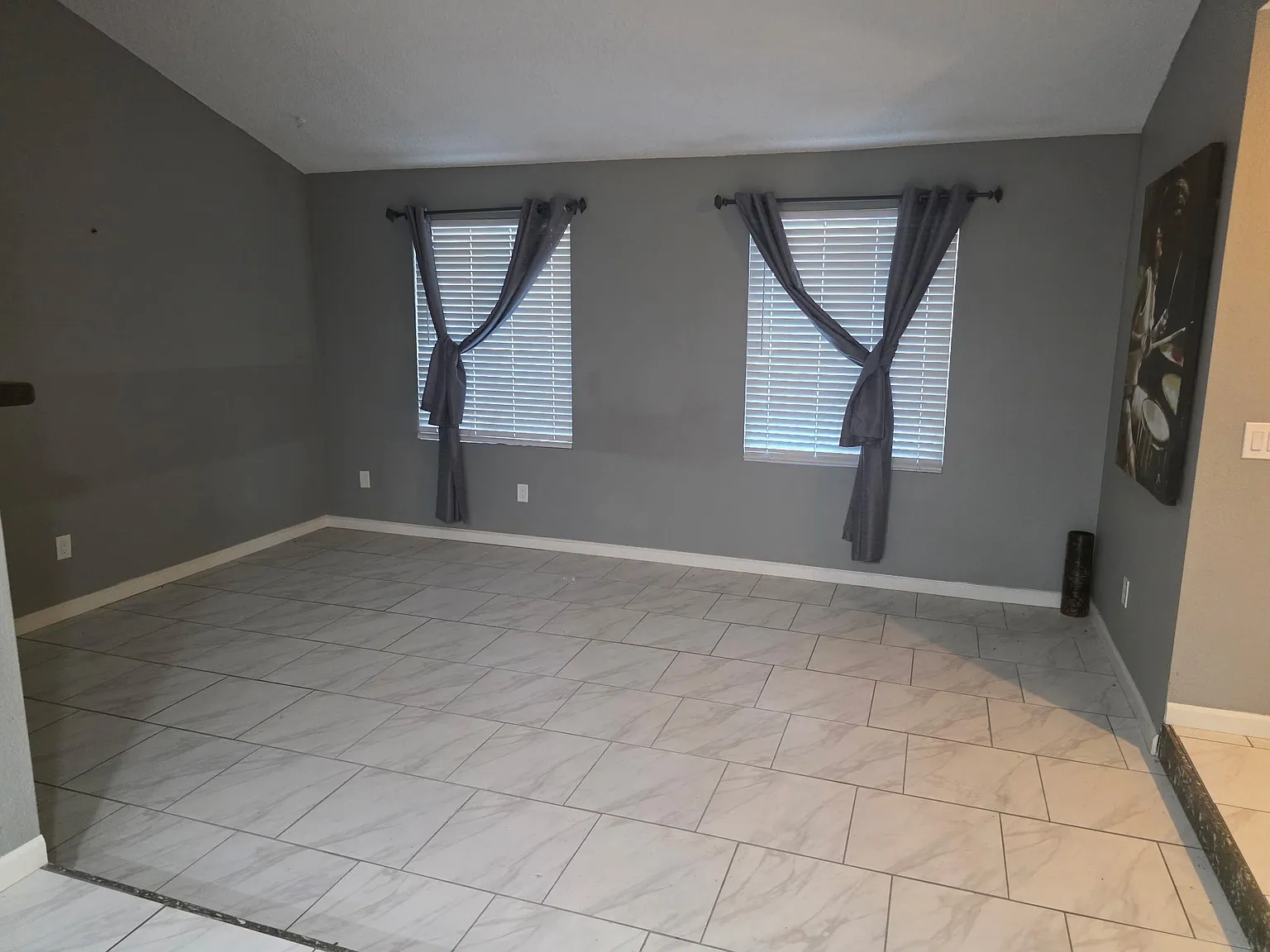 3 bed, $3,000 — Photo 4