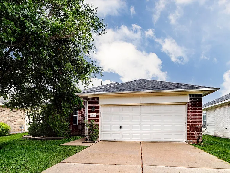 7434 Jacobs Well Dr — Photo 2