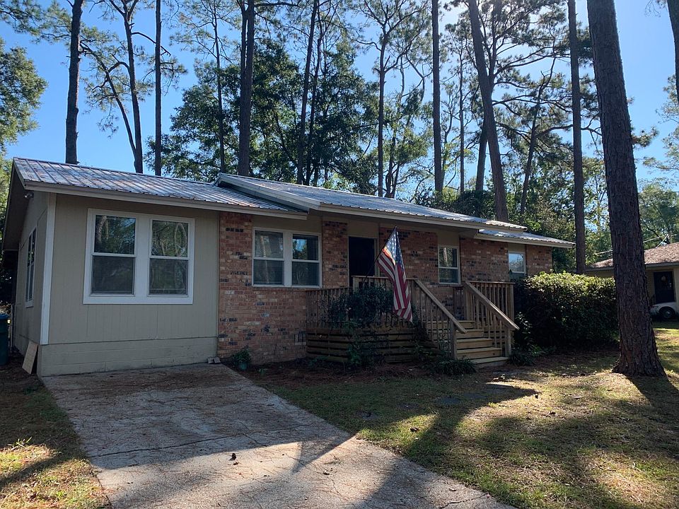 1st image of 29 Holly Ave