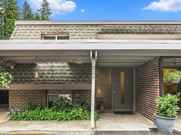 229 NE 169th Avenue NE, Bellevue, WA 98008