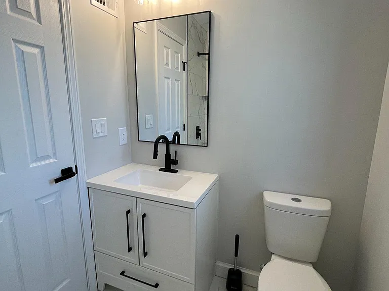 327 Whittier St NW #A — Photo 49