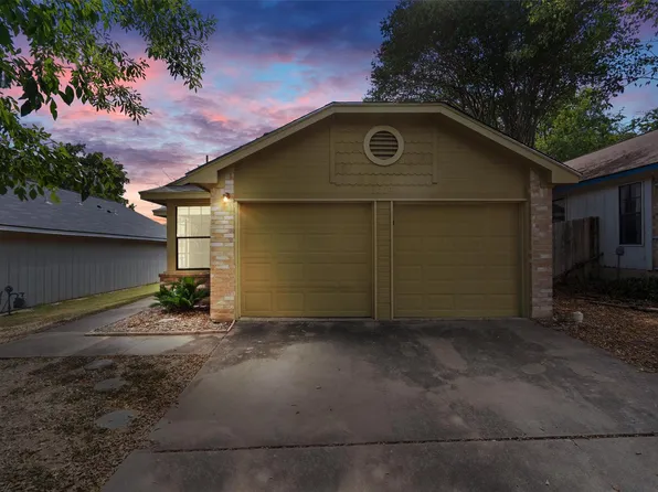 1809 Heatherglen Ln, Austin, TX 78758