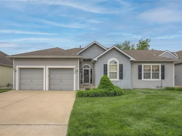 9426 N Main St, Kansas City, MO 64155